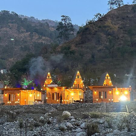 Cabana Riverside Resort - Kainchi Dham Nainital Eksteriør billede